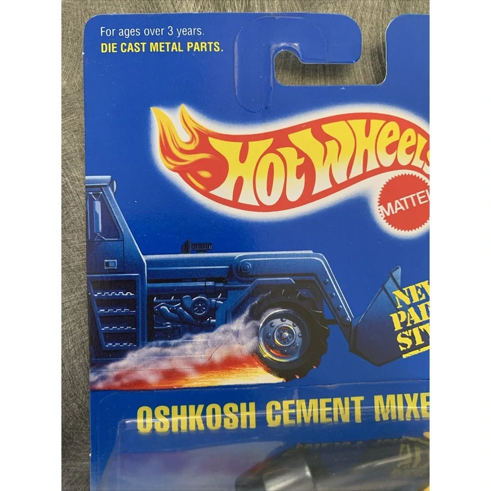 1992 Hot Wheels Oshkosh Cement Mixer #269 Yellow 1:64 MPN 12362 New Paint Style